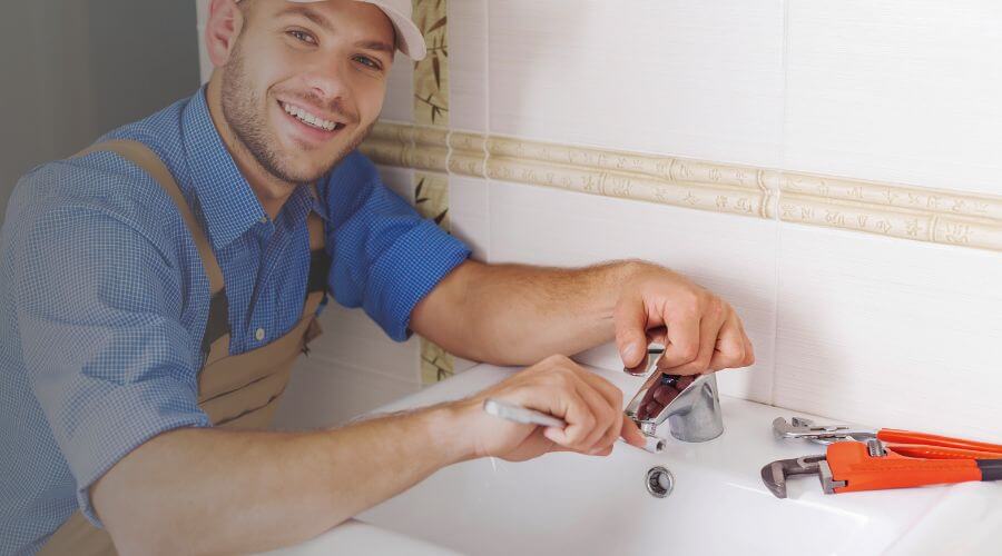 Handle or spout repair in Warrenville, IL